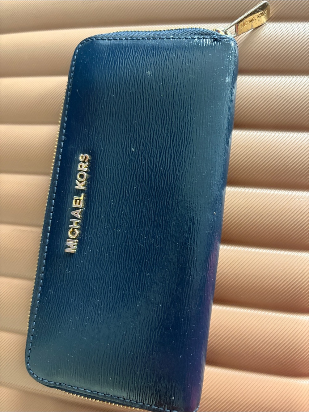 Michael Kors Glossy Patent Zip Wallet in Deep Blue